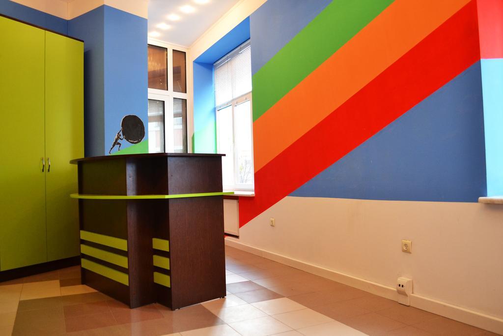 Wanted Hostel Lviv Exterior photo